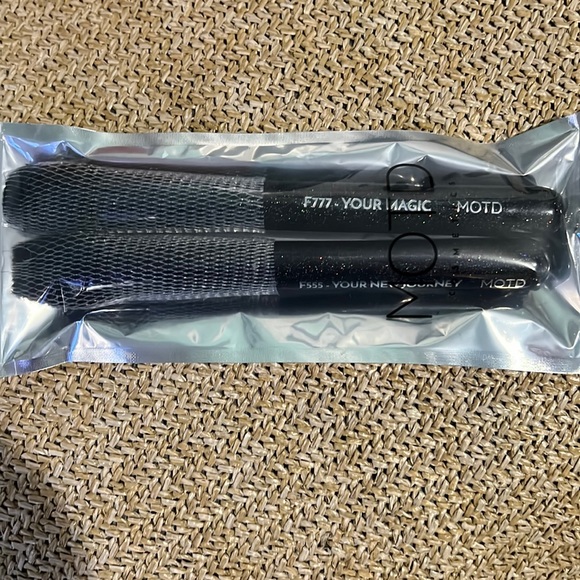 NWT MOTD cosmetic Manifest Face Brush Set.!
Sephora😍❣️ - Picture 2 of 2